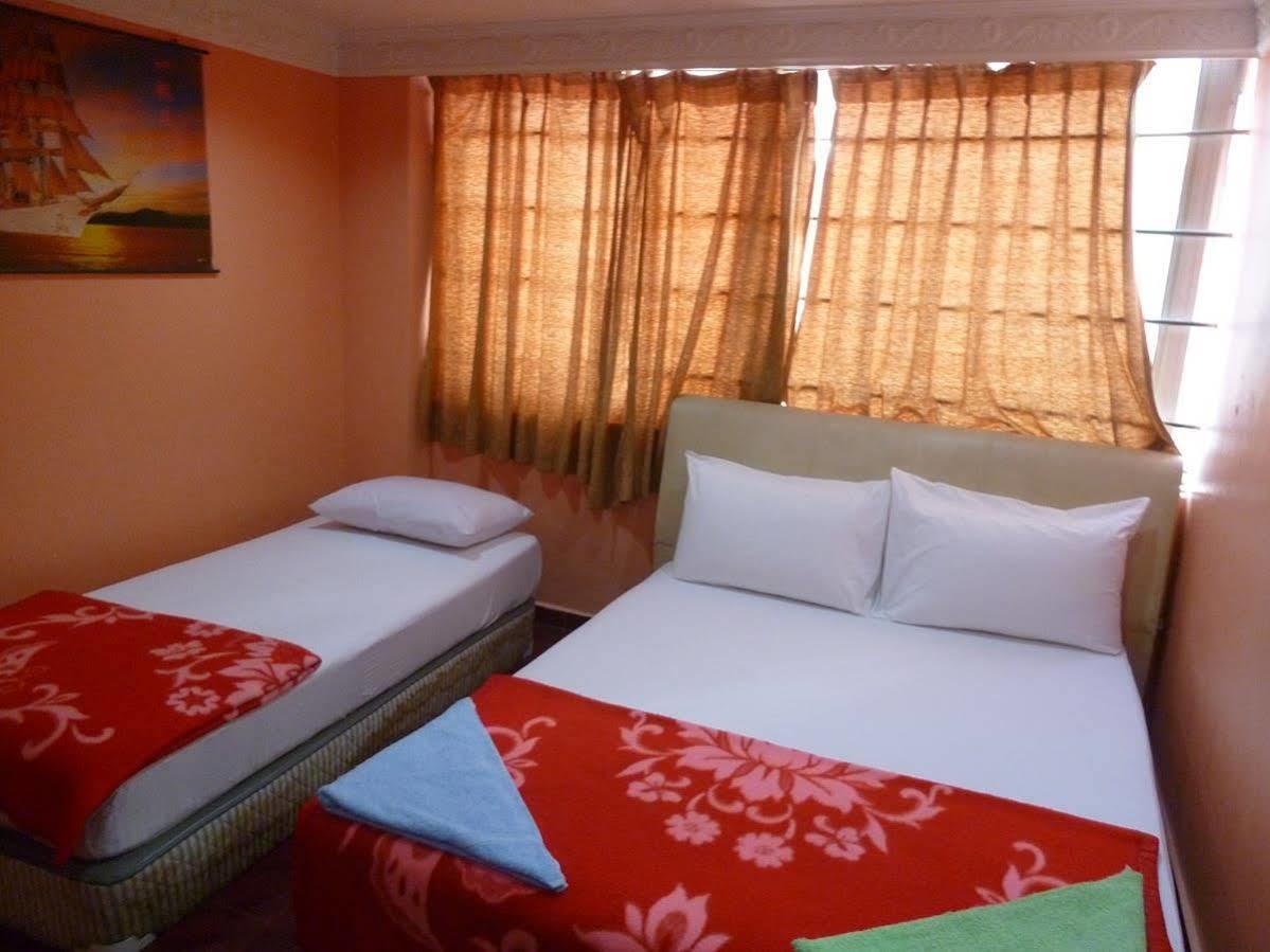 New Wave Hotel Sdn Bhd - Medan Batu Caves Экстерьер фото